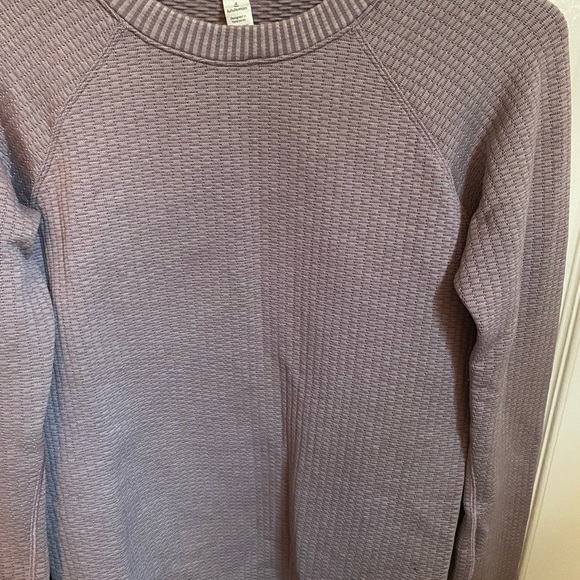 Womens Lululemon Restless pullover - Picture 2 of 5